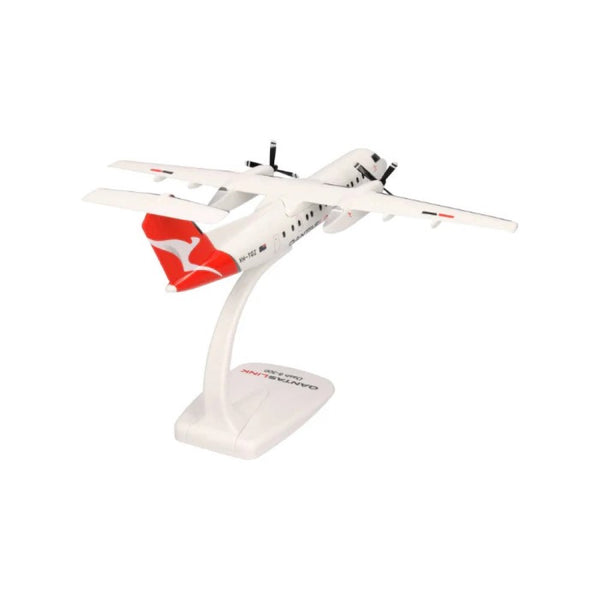 HERPA avion SNAP fit (kit simple à encliqueter ) DHC-8- 300 Qantaslink - Planet HERPA avion SNAP fit (kit simple à encliqueter ) DHC-8- 300 Qantaslink - Planet
