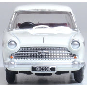 Oxford 76ACF007 1/76 Austin Cambridge Snowberry White/Embassy Maroon