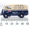 Oxford 76MJ013 1/76 Morris J Van Lyons Ice Cream
