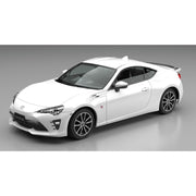 Aoshima A005418 1/32 Toyota 86 Crystal White Pearl Snap Kit