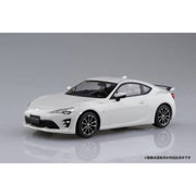 Aoshima A005418 1/32 Toyota 86 Crystal White Pearl Snap Kit