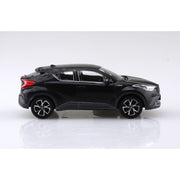 Aoshima 1/32 Snap Toyota C-HR (Black Mica)