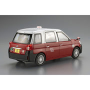 Aoshima A006223 1/24 Toyota NTP10R Comfort Hybrid Hong Kong Taxi 2018