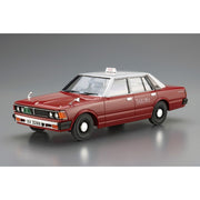 Aoshima A006224 1/24 Datsun 220C 1979 Hong Kong Taxi