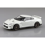 Aoshima 1/32 Snap Nissan R35 Nissan GT-R 2024 (Brilliant White Pearl)