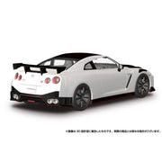 Aoshima A006592 1/24 Snap R35 Nissan GT-R Nismo Special Edition 2022 Brilliant White Pearl