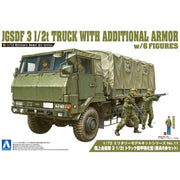 Aoshima A01208 1/72 JGSD 3 1/2T Truck With Additional Armor with 4 Figures