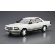 Aoshima A020062 1/24 Toyota UZS131 Crown Royal Saloon G '89