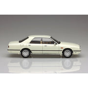 Aoshima 020082 1/24 Nissan Y31 Cima Type II Limited '90