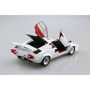 Aoshima A020271 1/24 1985 Lamborghini Countach 5000QV