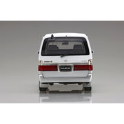Aoshima 1/24 Toyota KZH100G Hiace Super Custom G '99
