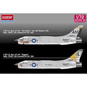 Academy 12521 1/72 USN F-8E VF-162 "The Hunters"
