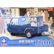 Academy 1/24 T600 3-Wheeled Mini Truck Model Kit