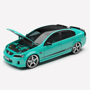 Authentic Collectables ACD18HVE1SB 1/18 Holden VE Commodore SS V - 'Fresshmint' Street Custom