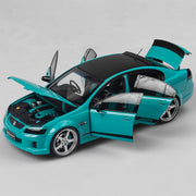 Authentic Collectables ACD18HVE1SB 1/18 Holden VE Commodore SS V - 'Fresshmint' Street Custom