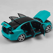 Authentic Collectables ACD18HVE1SB 1/18 Holden VE Commodore SS V - 'Fresshmint' Street Custom