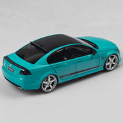 Authentic Collectables ACD18HVE1SB 1/18 Holden VE Commodore SS V - 'Fresshmint' Street Custom