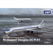 AMP 1/144 Douglas DC-9/40 SAS Swedeweys