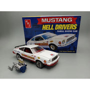 AMT 1475 1/25 1977 Ford Mustang Hell Drivers Model Kit
