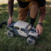 Axial SCX10 III Motobilt Valyrian Jeep JT Gladiator 1/10 4X4 Rock Crawler (Green)