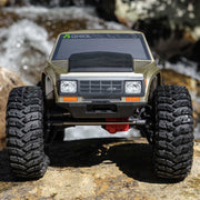 Axial AXI-3071 SCX10 III Coyote 4WD Rock Crawler RTR Gold with Battery and Charger
