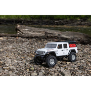 Axial 1/24 SCX24 Jeep Gladiator Crawler White AXI00005V2T4