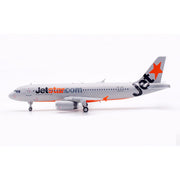 B Models B-320-JSJ 1/200 Jetstar Asia Airbus A320-232 9V-JSJ