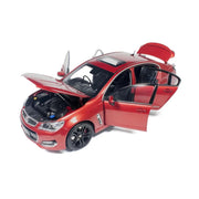 Biante 1/18 2015 Holden VFII Commodore SS-V Redline Some Like It Hot
