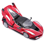 Bburago 1/24 Ferrari Racing 2015 FXX K Metallic Red