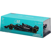 Bburago 28028R 1/24 2023 F1 Mercedes W 14 No.63 Russell in Showcase