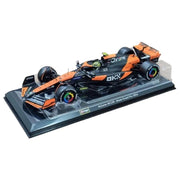Bburago 28033N 1/24 2024 F-1 McLaren MCL38 No.4 Norris in Showcase