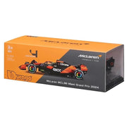 Bburago 28033N 1/24 2024 F-1 McLaren MCL38 No.4 Norris in Showcase