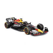 Bburago 28036 1/24 2023 Red Bull Racing RB19 with Verstappen Driver Figurine