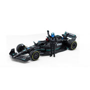 Bburago 28037 1/24 2023 Mercedes AMG W14 with Russell Driver Figurine No.63