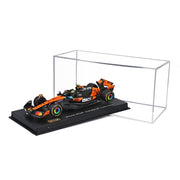 Bburago 38249N 1/43 McLaren MCL 39 No.4 Lando Norris with Helmet and Showcase