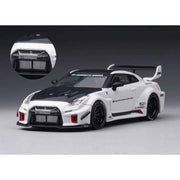 CM Model 64-35GTRR-06 1/64 LB-Silhouette Works GT Nissan 35GT-RR White And Black Carbon