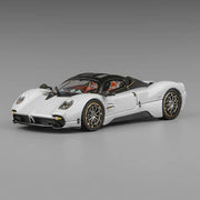 CM Model 1/64 Pagani Utopia Pearl White