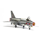 Corgi AA28404 1/48 English Electric Lightning F.6 RAF No. 5 Sqn RAF Leconfield