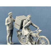 Copper State Models F35-059 1/35 British Dispatch Rider Taking Carrier Pigeons To The Front Line