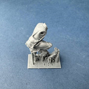 Copper State Models F35-080 1/35 Machine Gun Corps Rider Starting A Motorcycle