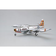 Easy Model 36800 1/72 F-84G Thunderjet "Four Queens/Olie" Joe Davis 58 Fbg 1953 Assembled Model