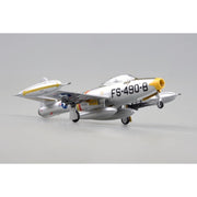 Easy Model 37105 1/72 F-84E "51-490" 523 Fes, Lt. Col. William Bertram. January 1951 Model