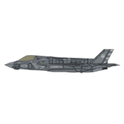 Hasegawa 02488 1/72 F-35 Lightning II (B Version) U.S.Navy VX-23 Test of taking off and landing on KAGA