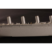 Hobby Boss 83420 1/700 RMS Titanic
