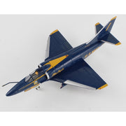 Hobbymaster HA1438 1/72 A-4F Blue Angels No.1 airplane US Navy 1979 Season