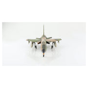 Hobby Master HA2551 1/72 F-105F Thunderchief 63-8301 Flown by Lt Col Leo Thorsness