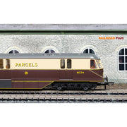 Hornby R30384 RailRoad Plus GWR Bo-Bo No. 34 Parcels Car (Era 3)