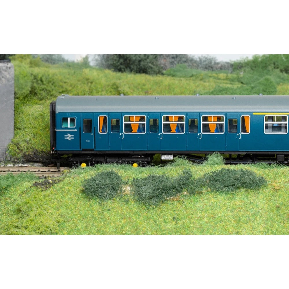 Hornby R30447 OO BR - Class 423 - 7712 4 VEP Train Pack