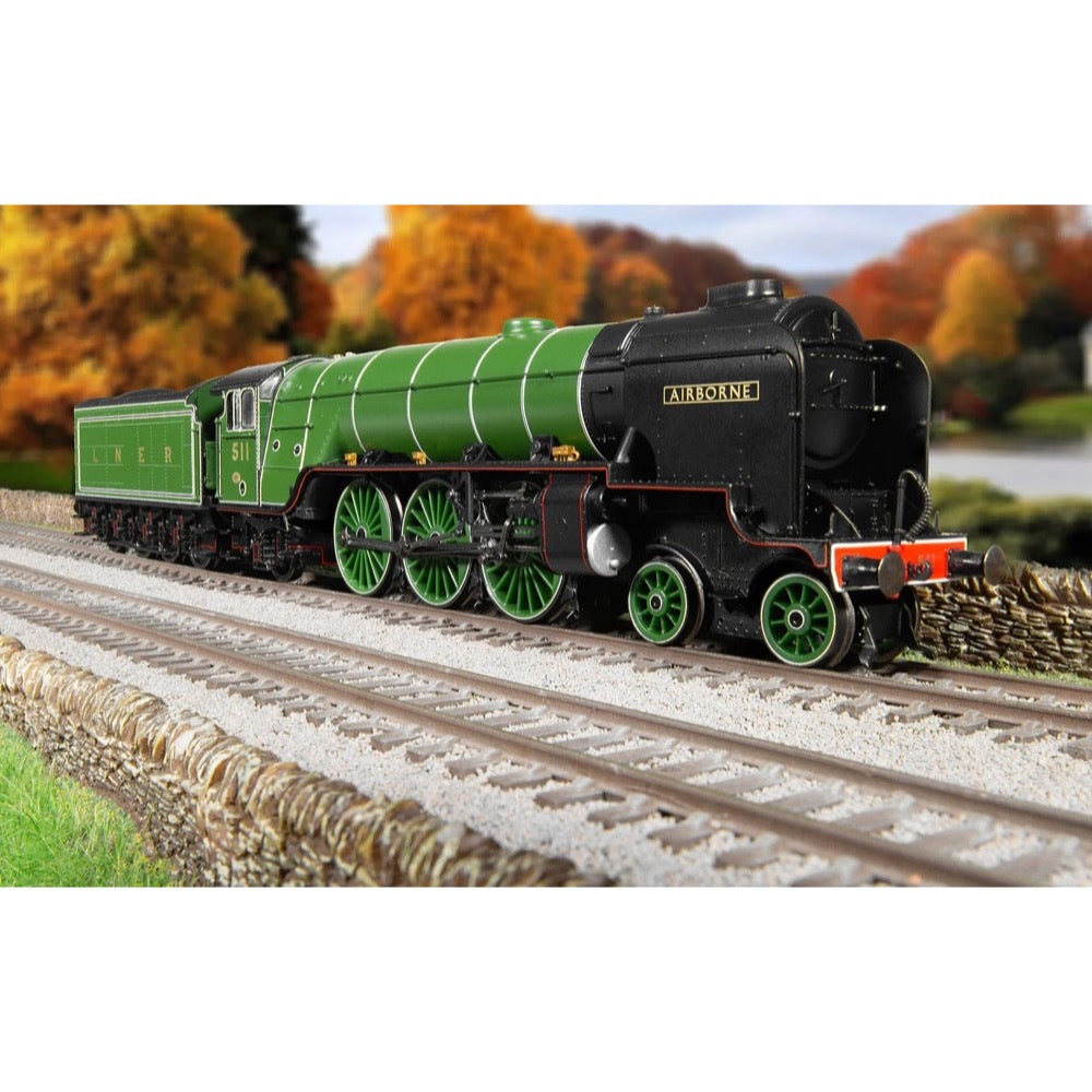 Hornby R3974 OO LNER Thompson Class A2/3 4-6-2 511 Airborne