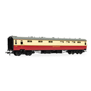 Hornby R40470 OO BR - Kitchen and Buttery Car & Composite Restaurant White Horse - Coach Twin Pack